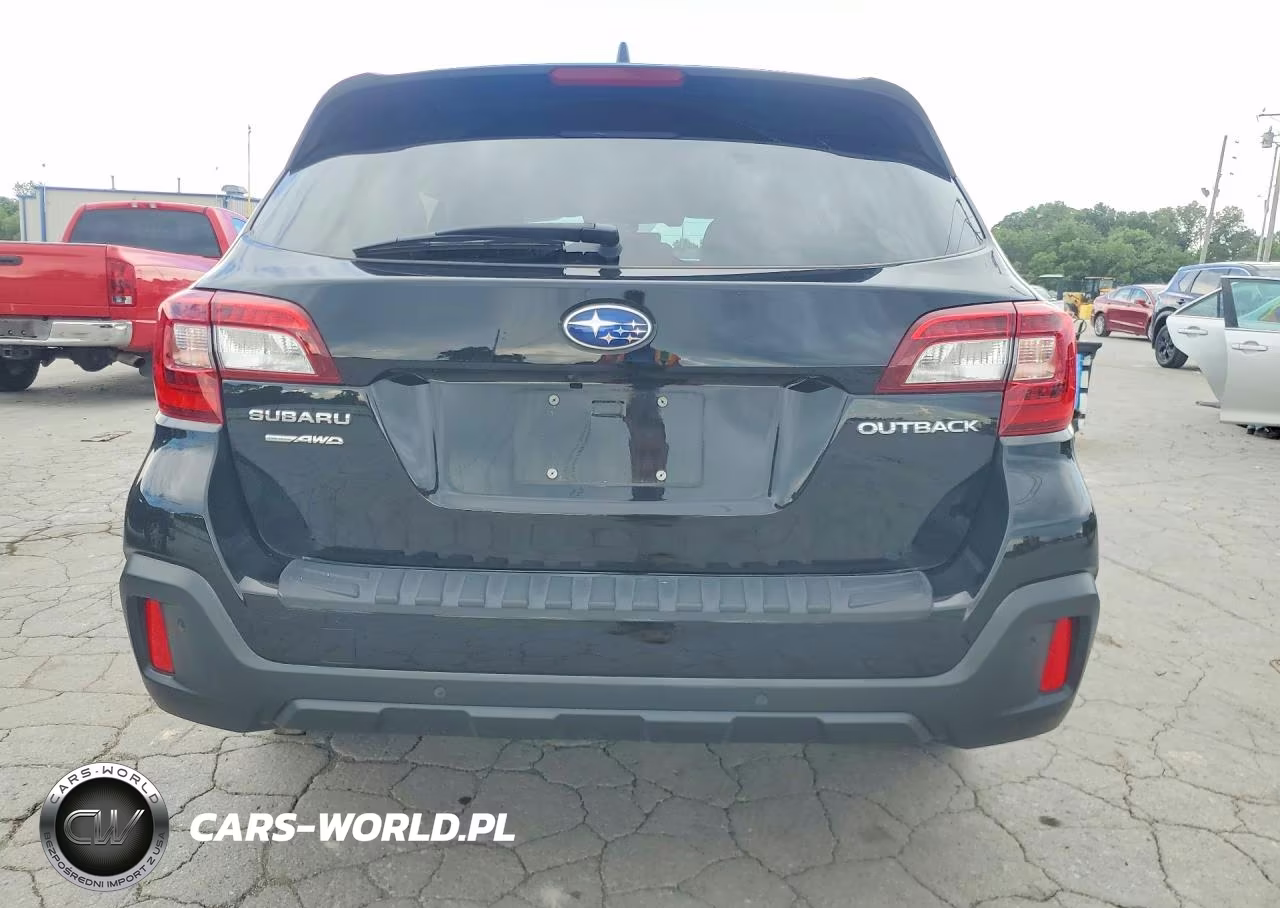 2018 Subaru Outback Touring VIN:4S4BSATC6J3317288 - 6