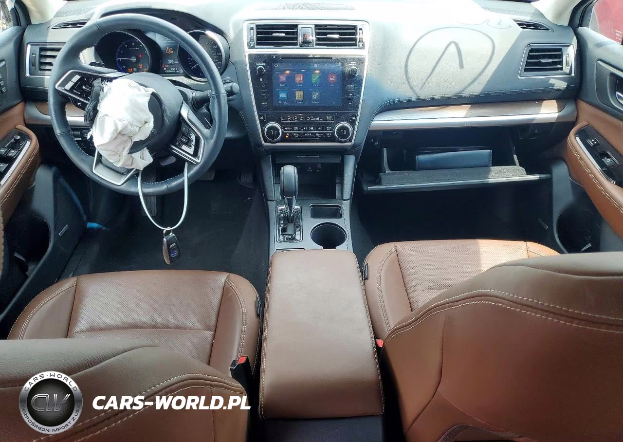 2018 Subaru Outback Touring VIN:4S4BSATC6J3317288 - 8