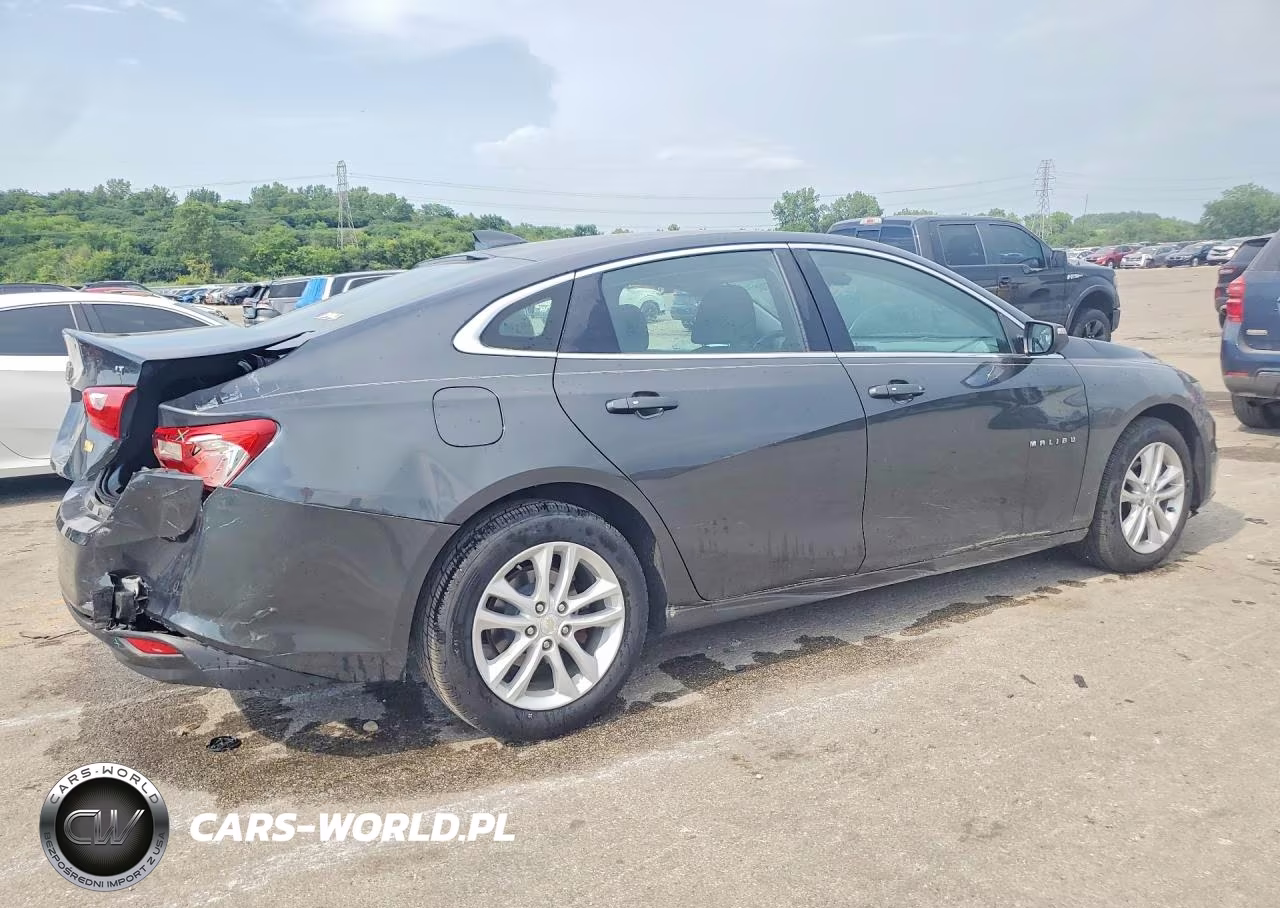 2016 Chevrolet Malibu Lt VIN:1G1ZE5ST8GF292462 - 3