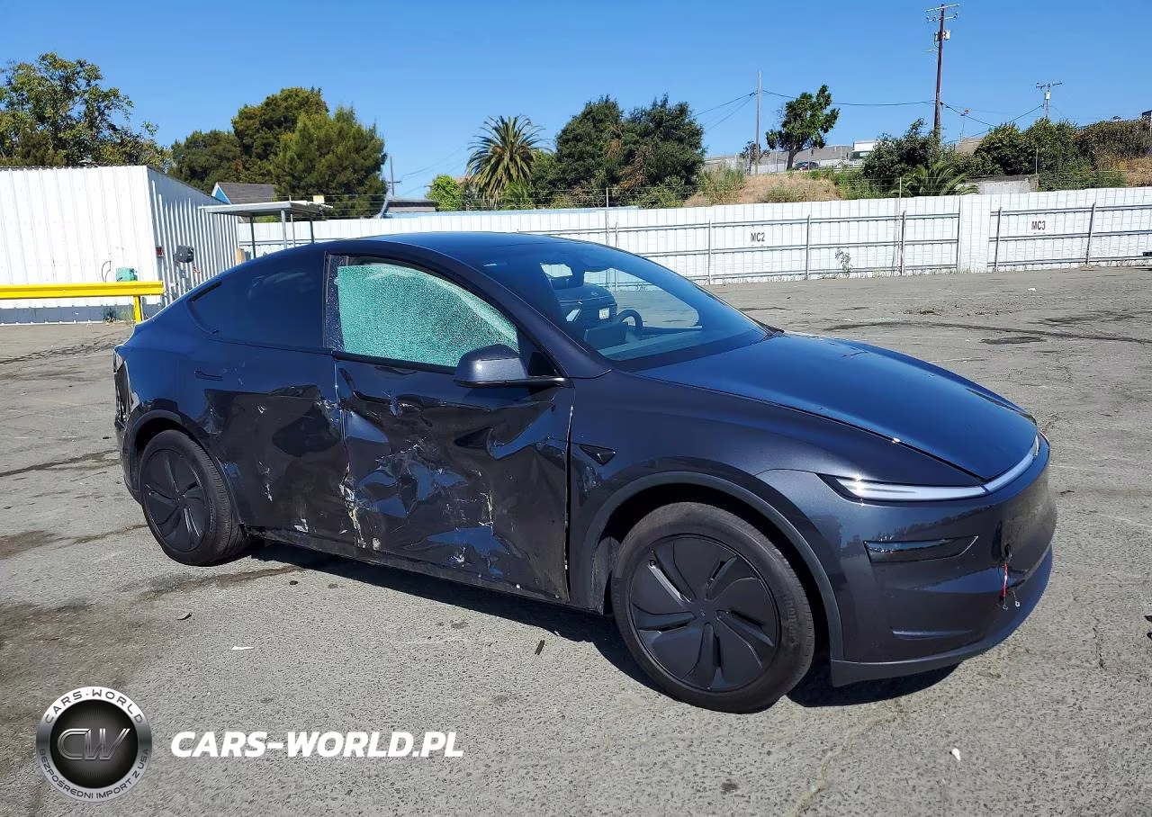 2026 Tesla Model Y VIN:7SAYGDEE2TF640519 - 4