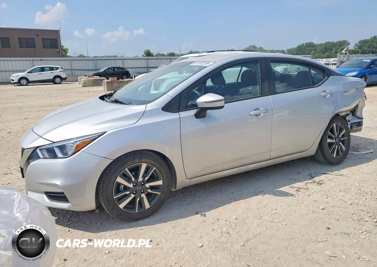 2021 Nissan Versa Sv