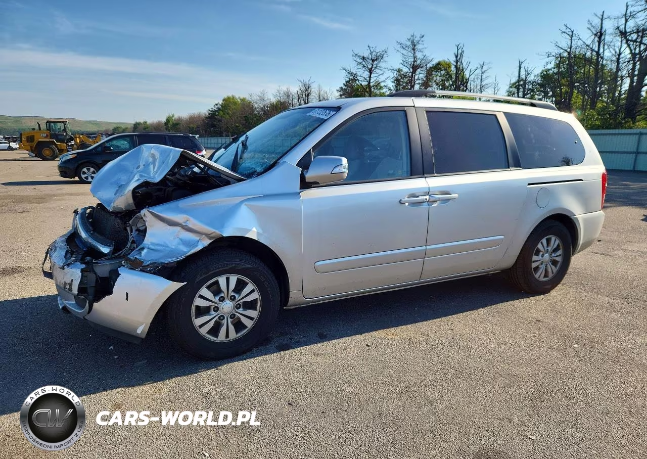 2012 Kia Sedona Lx