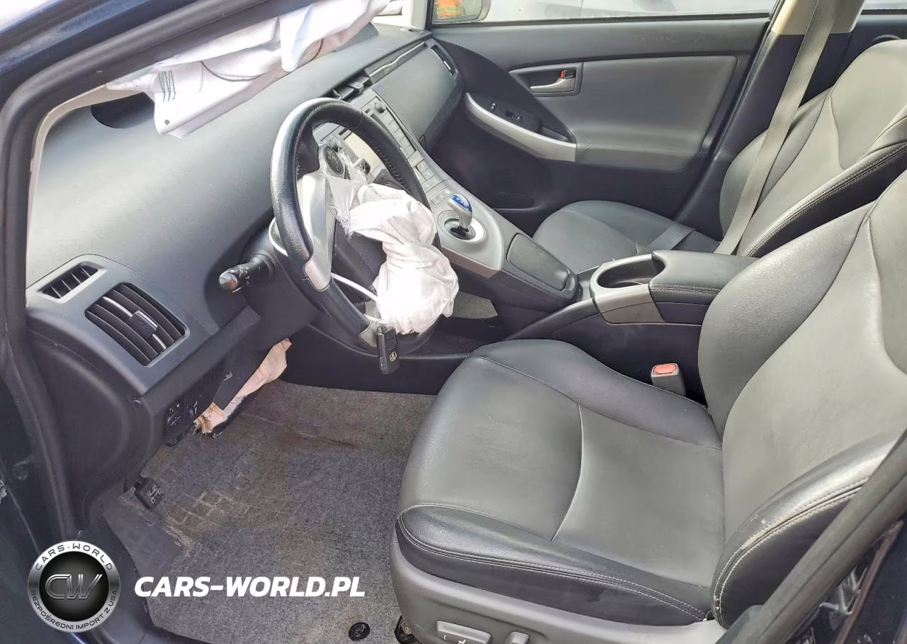 2015 Toyota Prius Four VIN:JTDKN3DU6F0466405 - 7
