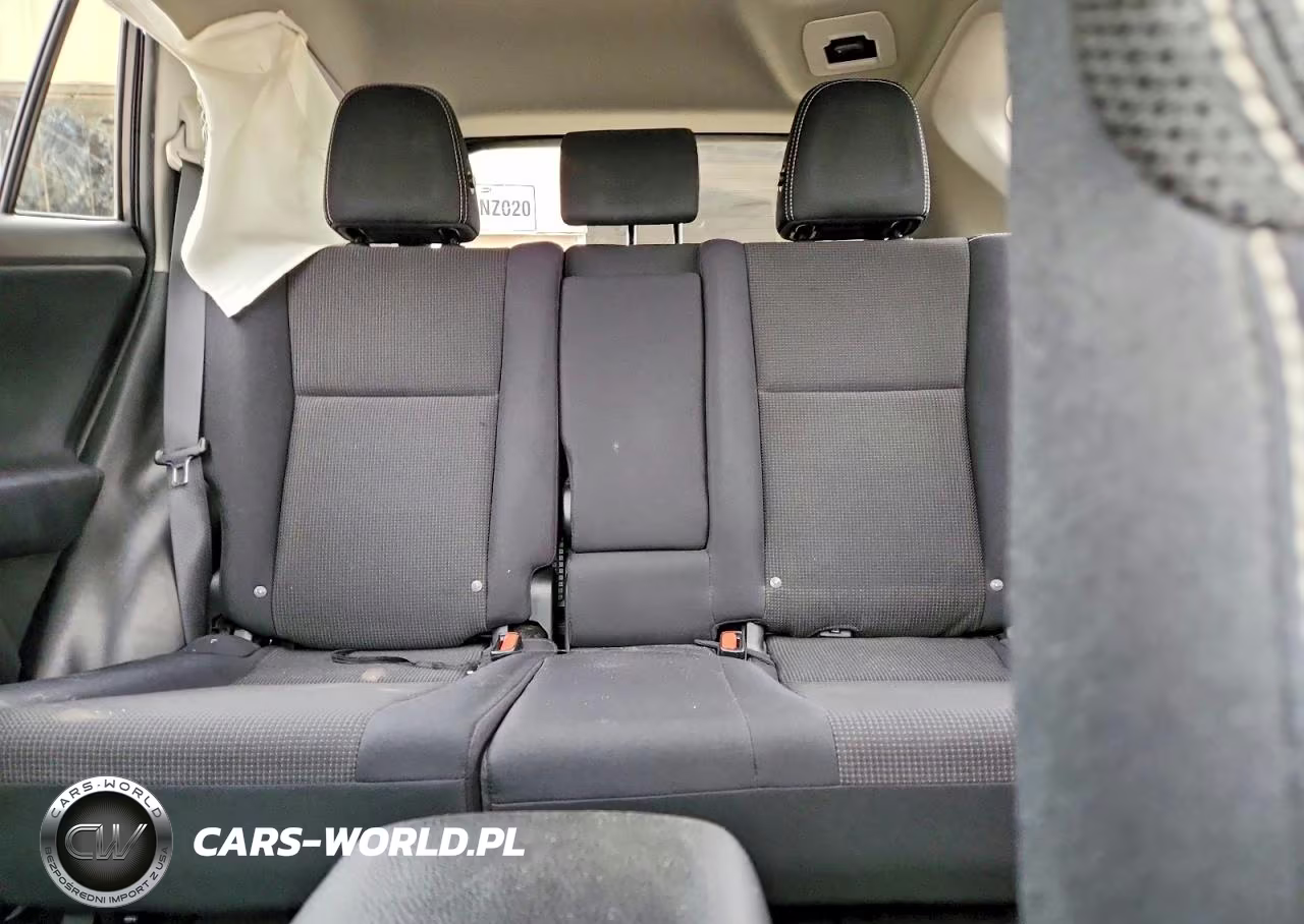 2016 Toyota Rav4 Xle VIN:2T3RFREV2GW462323 - 10