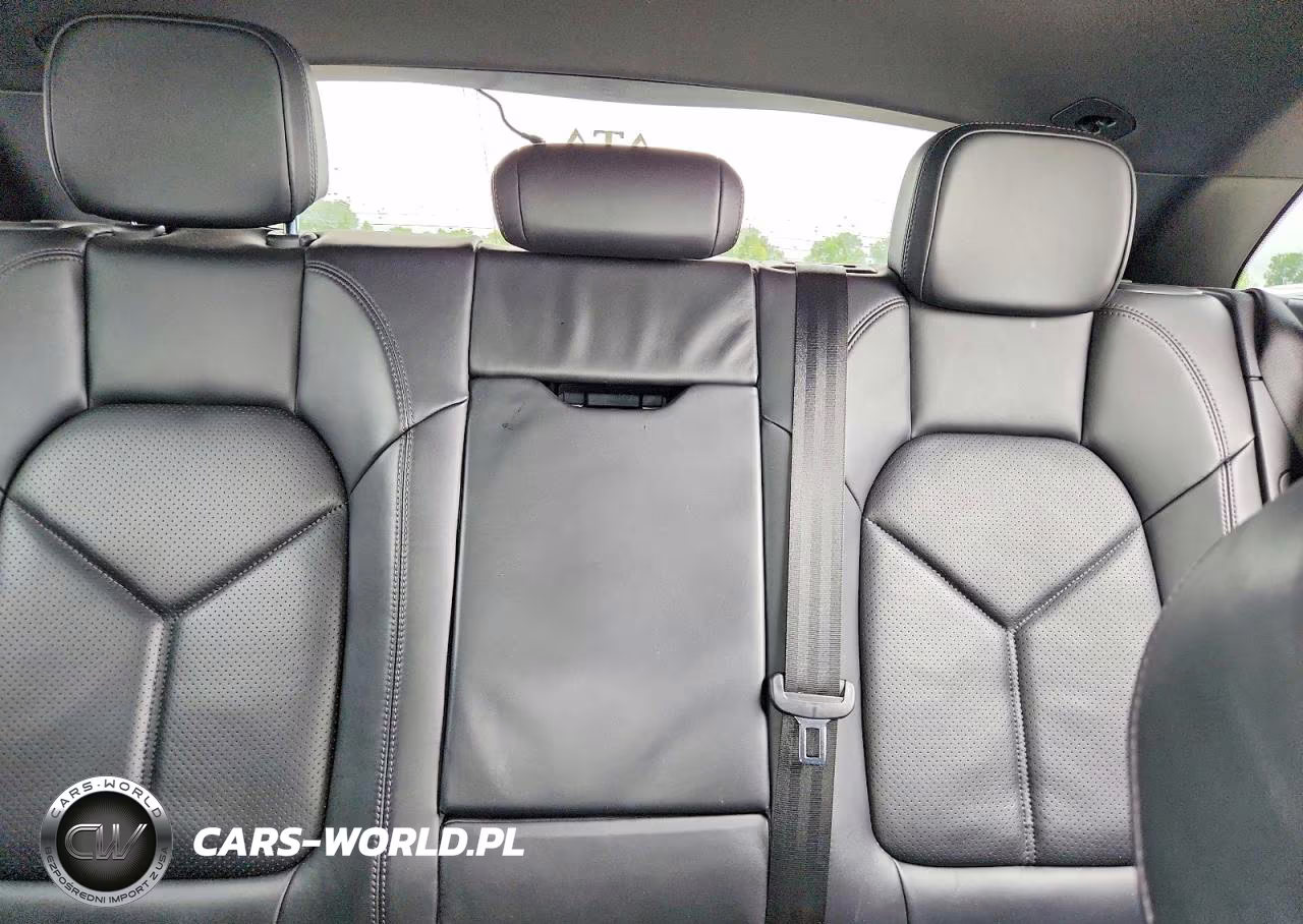 2018 Porsche Macan VIN:WP1AA2A51JLB02980 - 10