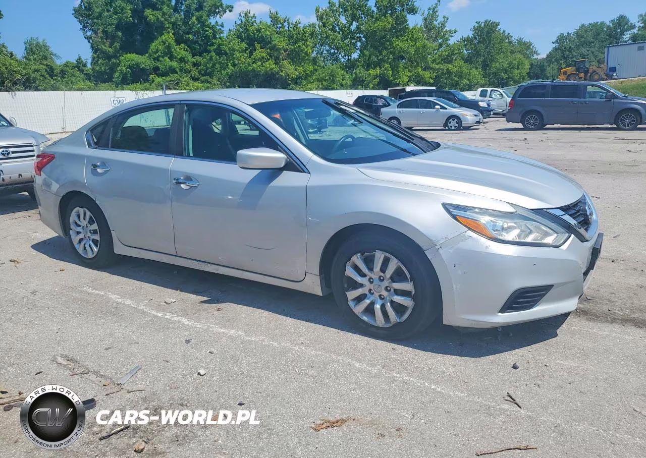 2016 Nissan Altima 2.5 S VIN:1N4AL3AP5GN305814 - 4