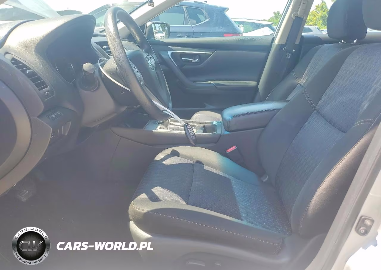 2016 Nissan Altima 2.5 S VIN:1N4AL3AP5GN305814 - 7