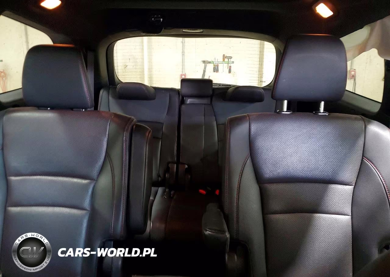 2022 Honda Pilot Black VIN:5FNYF6H77NB061327 - 10