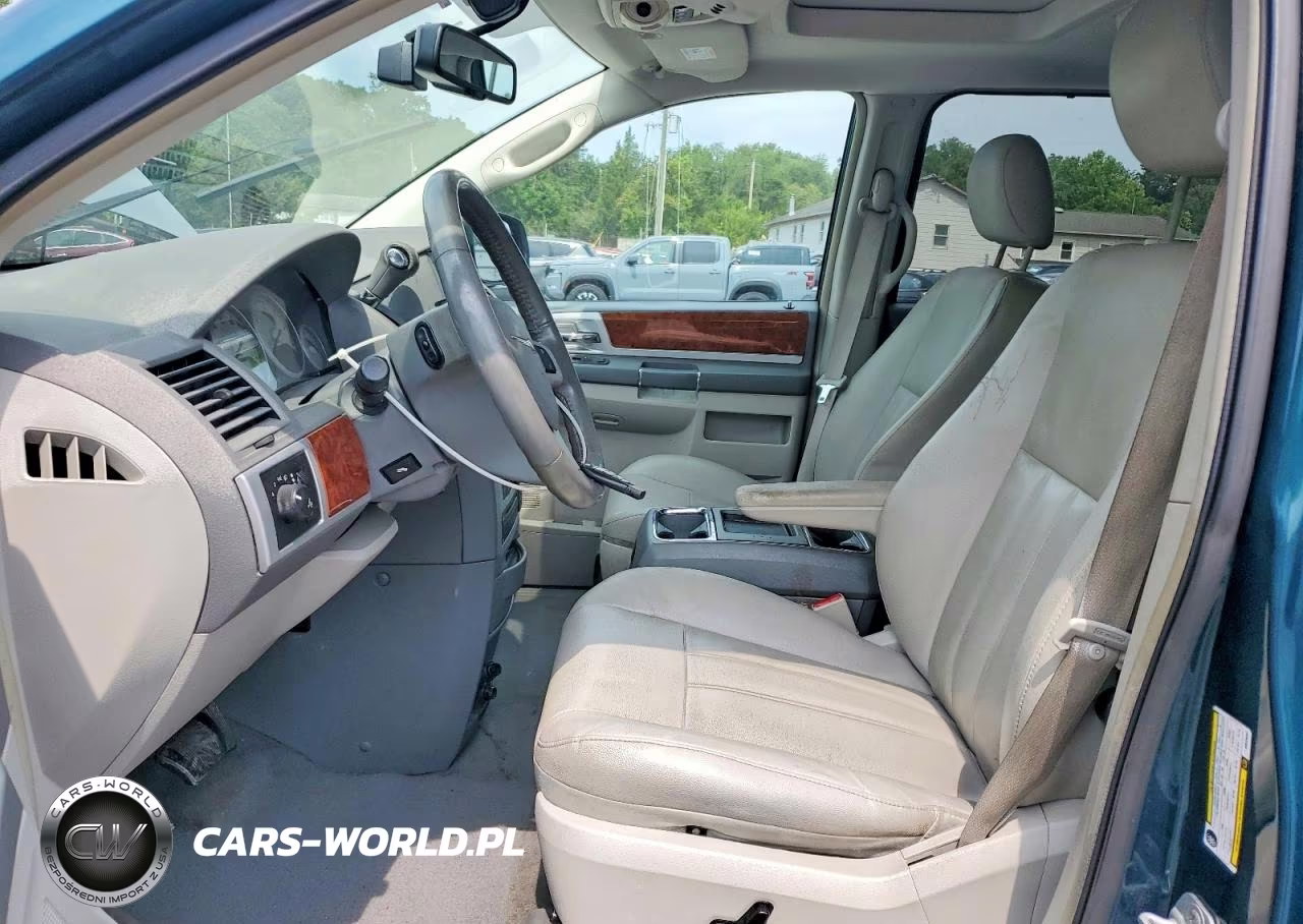 2009 Chrysler Town & Country Touring VIN:2A8HR54169R539582 - 7