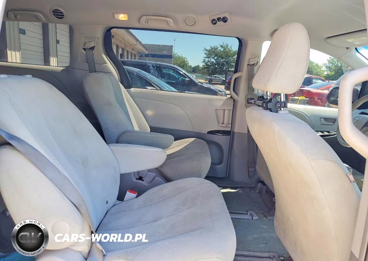 2014 Toyota Sienna L 7-Passenger VIN:5TDZK3DC2ES502620 - 11