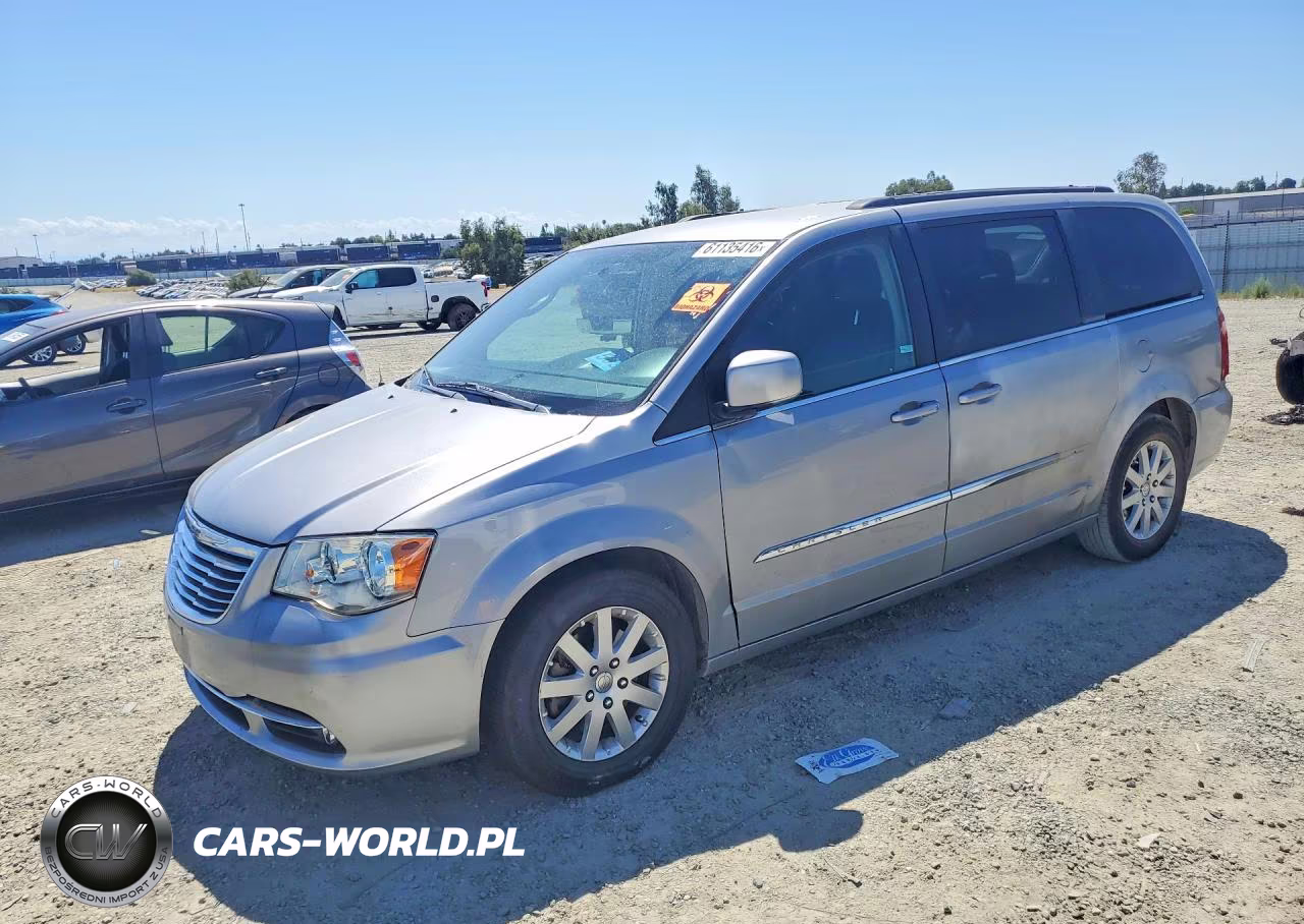 2014 Chrysler Town & Country Touring – zdjęcie 1 z 13