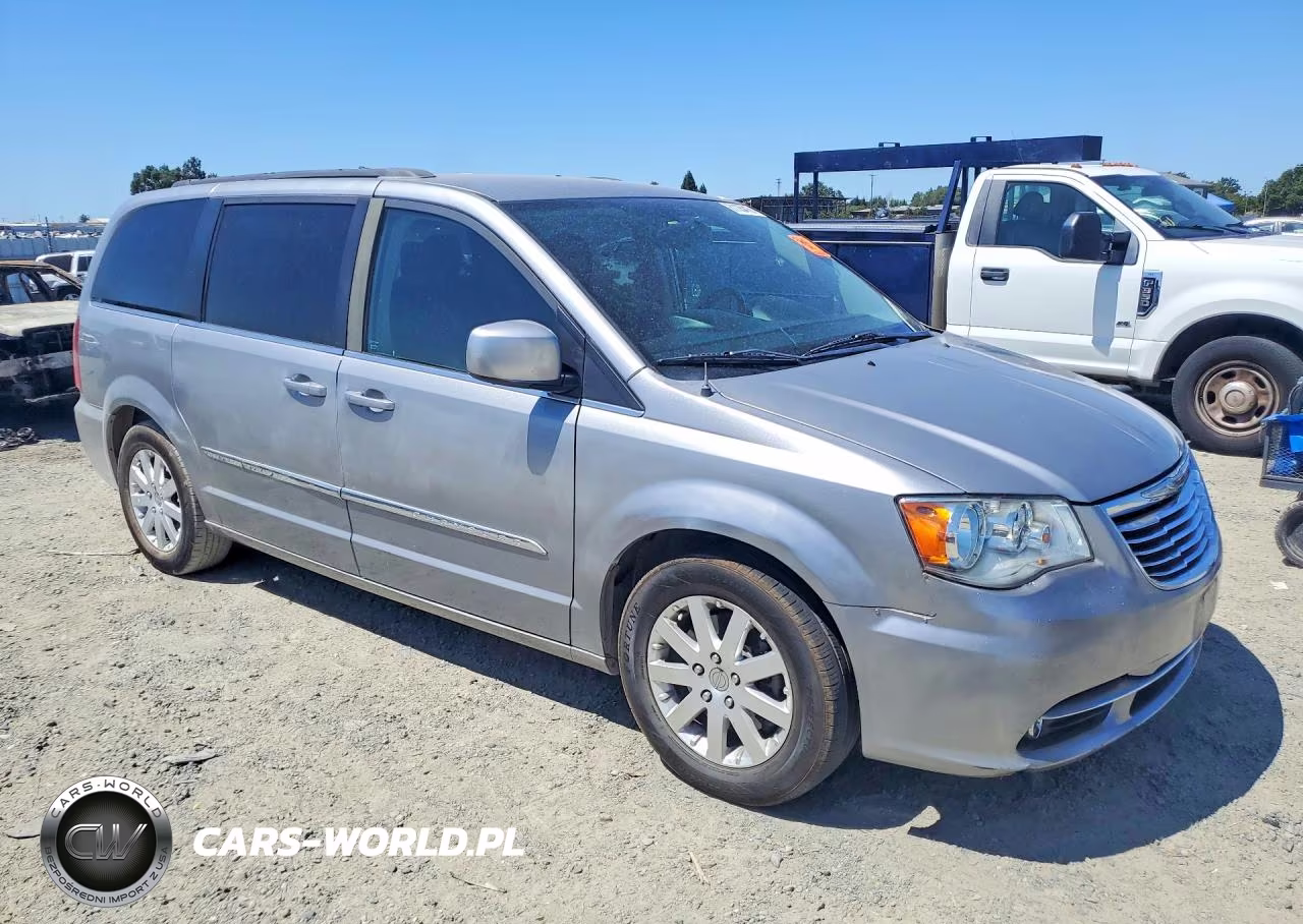 2014 Chrysler Town & Country Touring VIN:2C4RC1BGXER203733 - 4