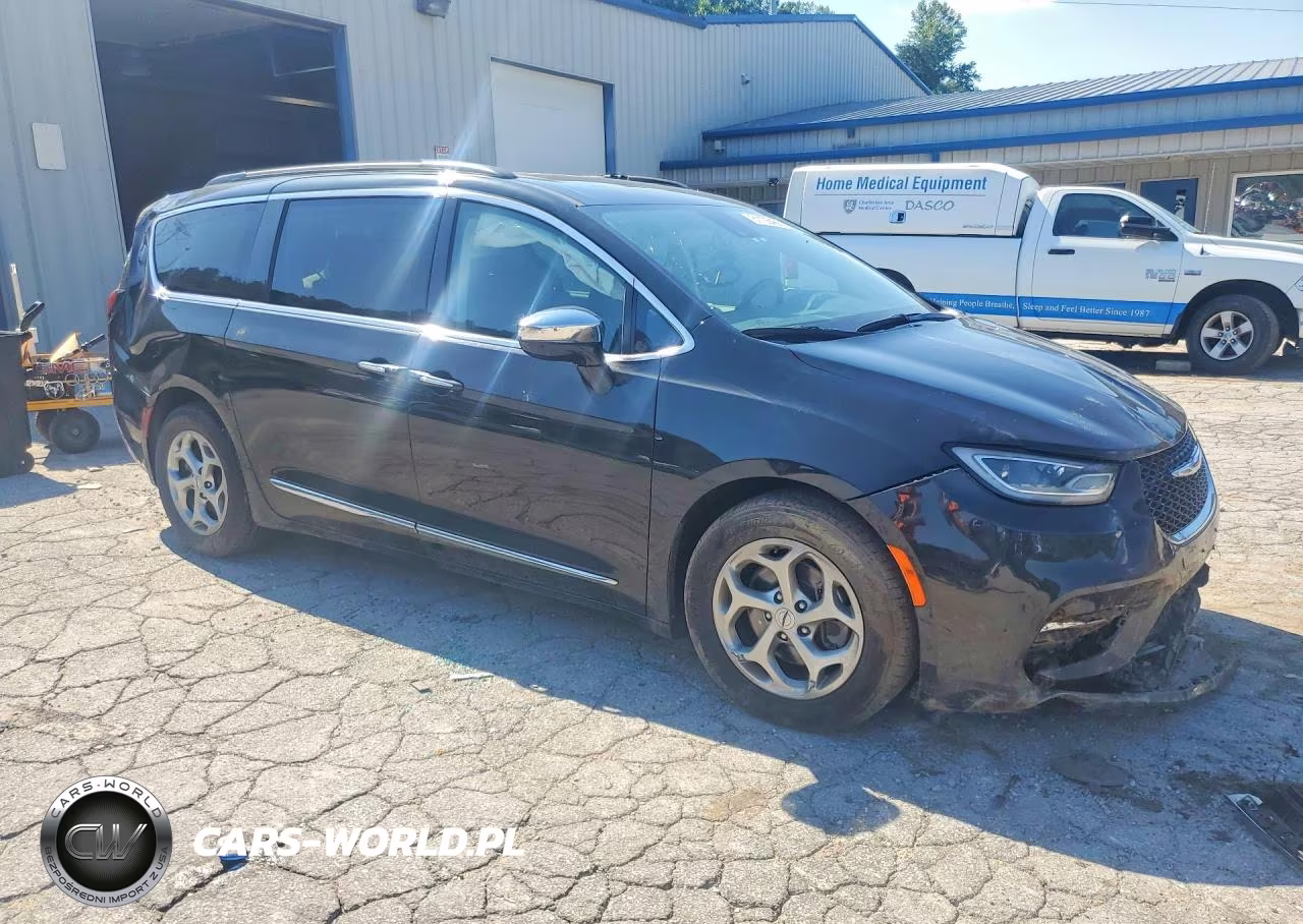 2023 Chrysler Pacifica Limited VIN:2C4RC1GGXPR515627 - 4