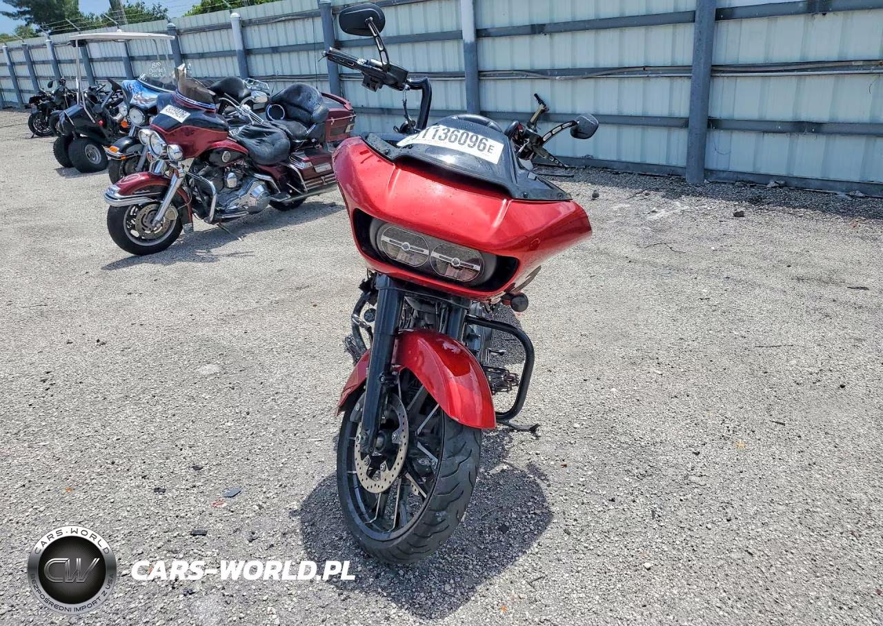 2018 Harley-Davidson Fltrxs Road Glide Special VIN:1HD1KTC13JB603985 - 2