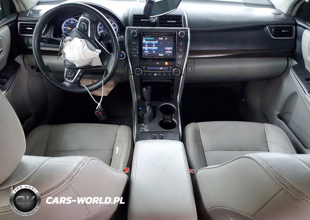 2015 Toyota Camry Xle VIN:4T1BF1FK8FU915083 - 8