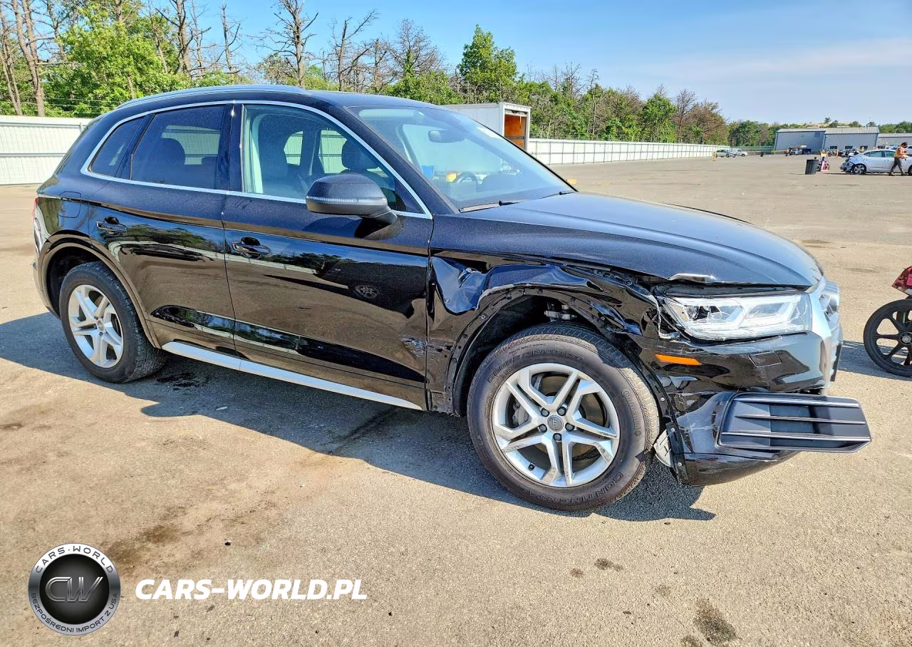 2018 Audi Q5 Premium Plus VIN:WA1BNAFY8J2229491 - 4