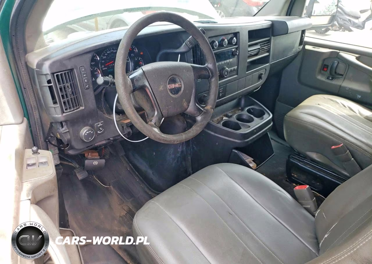 2013 GMC Savana G3500 VIN:1GTZ7TCG0D1178715 - 8
