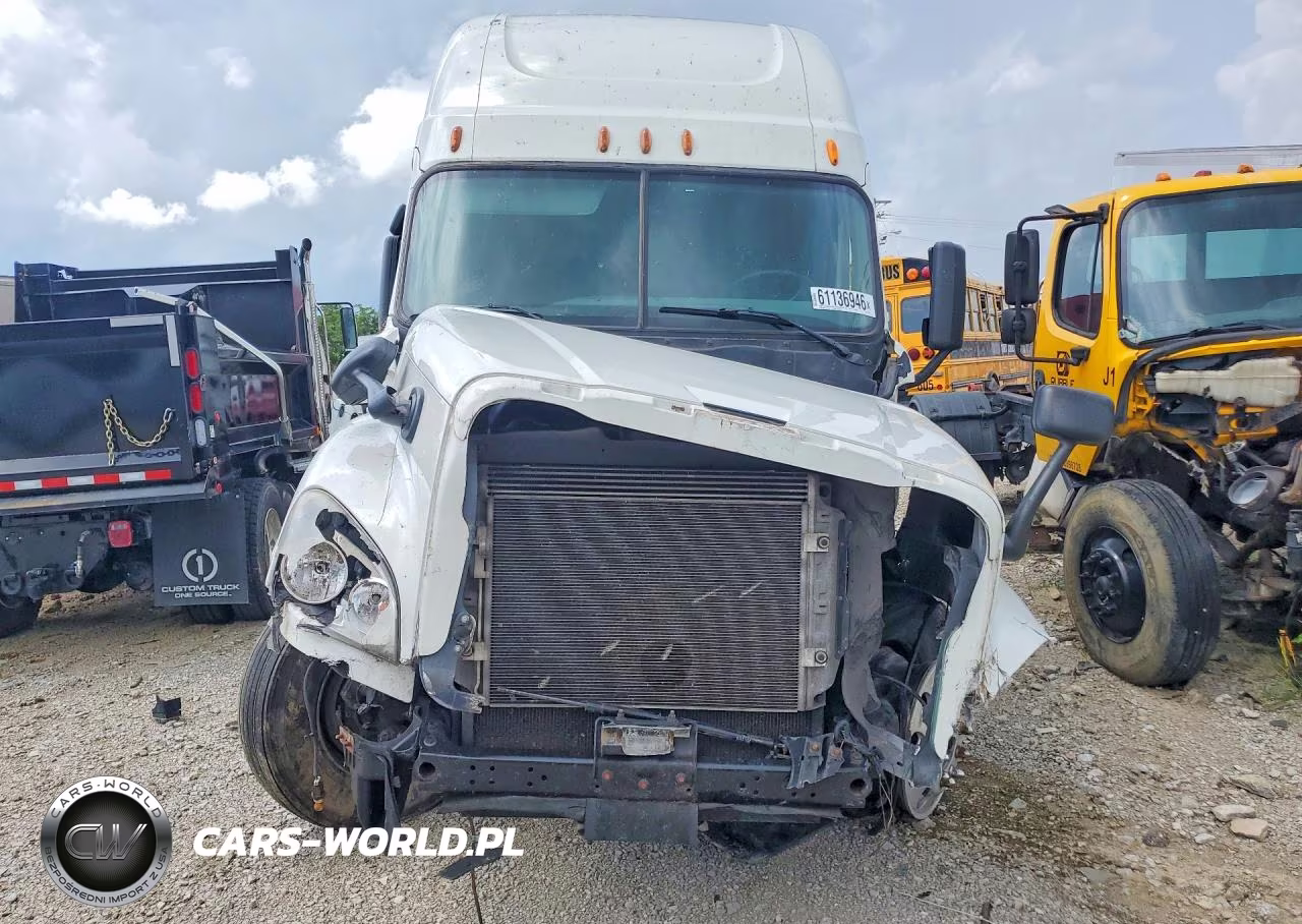 2014 Freightliner Cascadia Semi Truck VIN:3AKJGLBG1ESFW4113 - 5