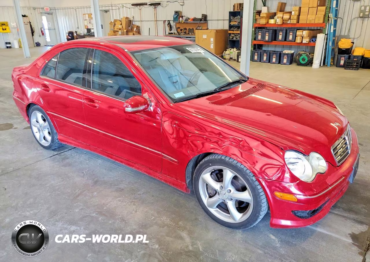 2005 Mercedes-Benz C 230K Sport Sedan VIN:WDBRF40JX5F716543 - 4