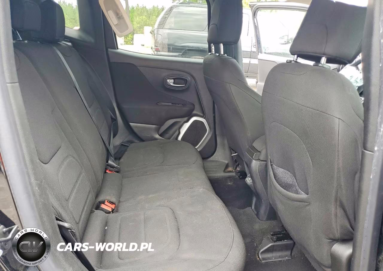 2018 Jeep Renegade Latitude VIN:ZACCJABB0JPJ60189 - 10