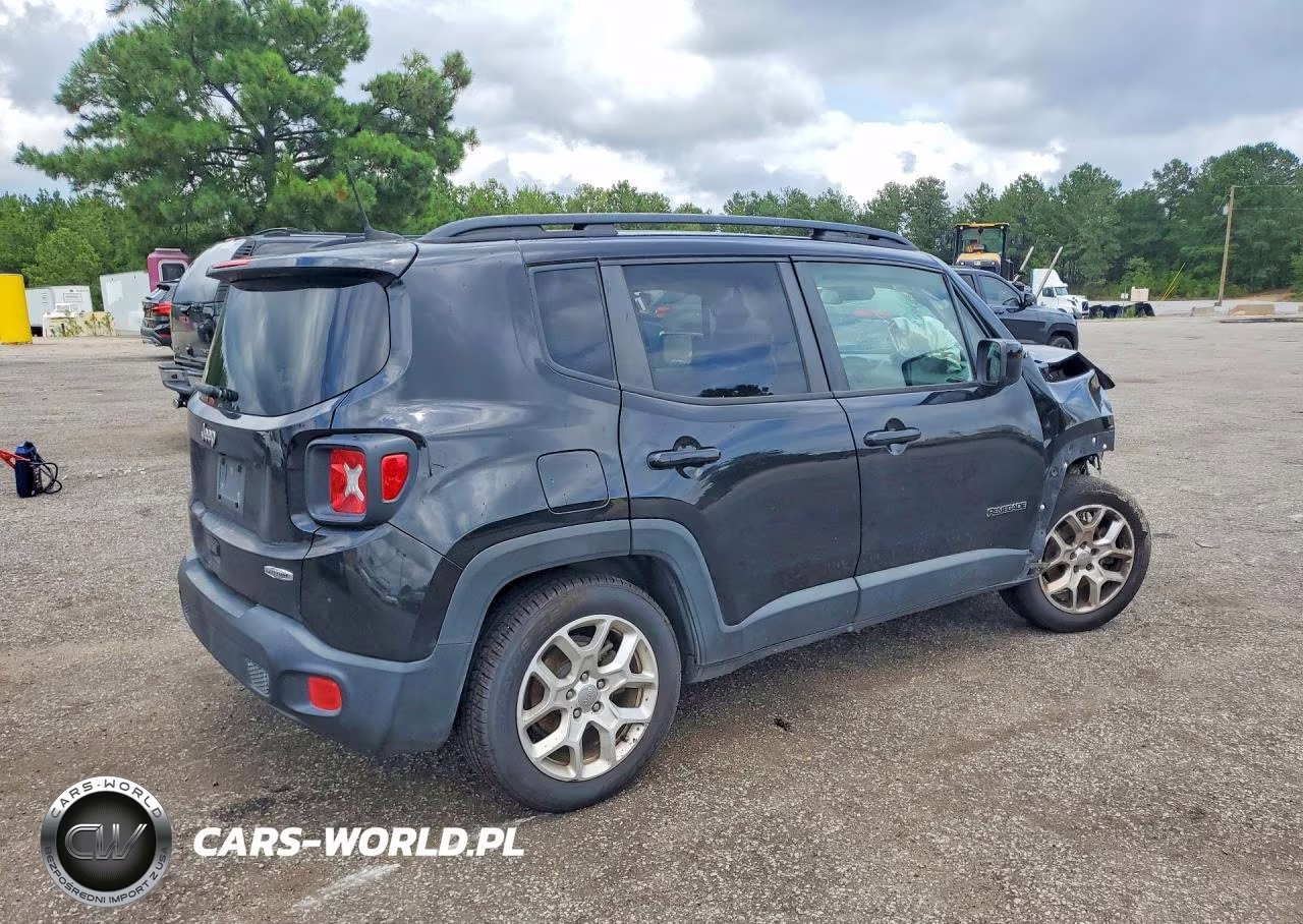 2018 Jeep Renegade Latitude VIN:ZACCJABB0JPJ60189 - 3
