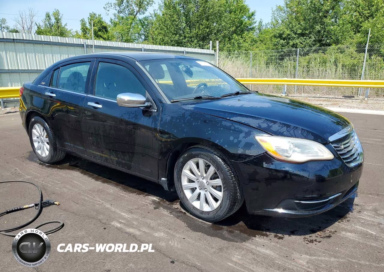 2013 Chrysler 200 Limited VIN:1C3CCBCG1DN505745 - 4