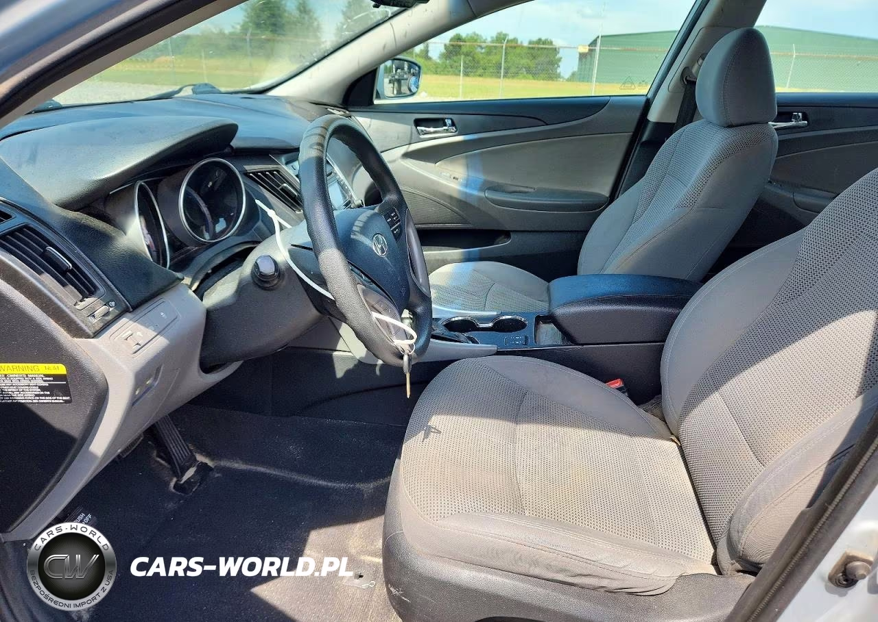 2013 Hyundai Sonata VIN:5NPEB4AC1DH744117 - 7