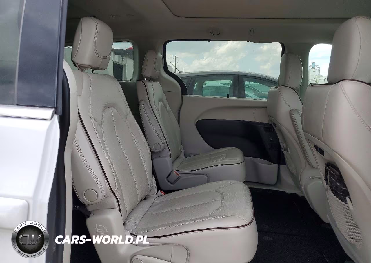 2020 Chrysler Pacifica Limited VIN:2C4RC1GG6LR136411 - 11