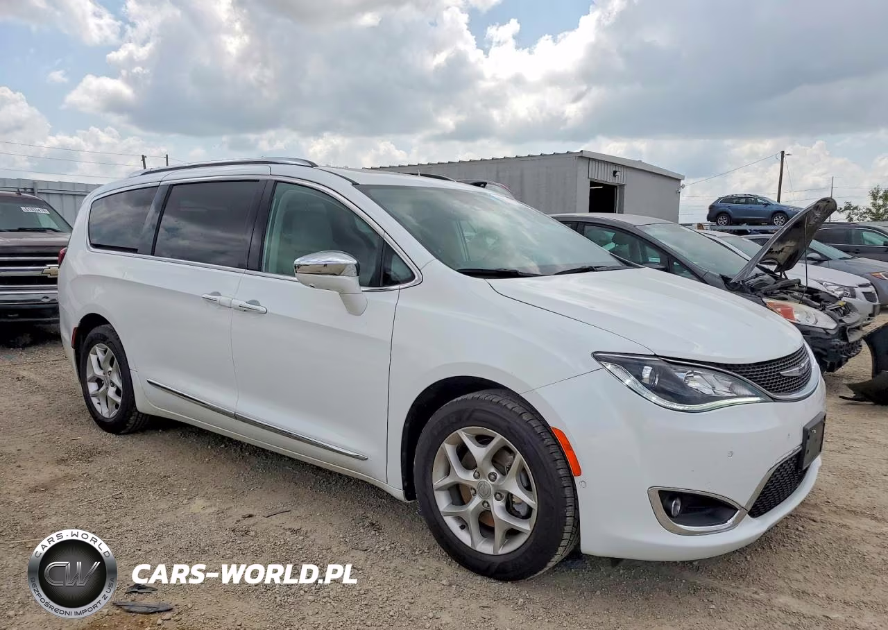 2020 Chrysler Pacifica Limited VIN:2C4RC1GG6LR136411 - 4