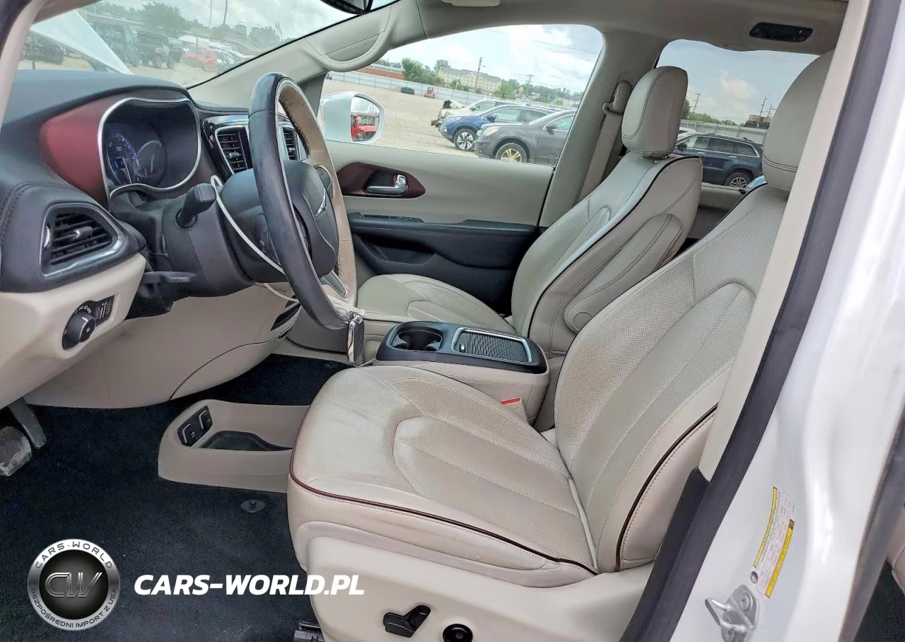 2020 Chrysler Pacifica Limited VIN:2C4RC1GG6LR136411 - 7