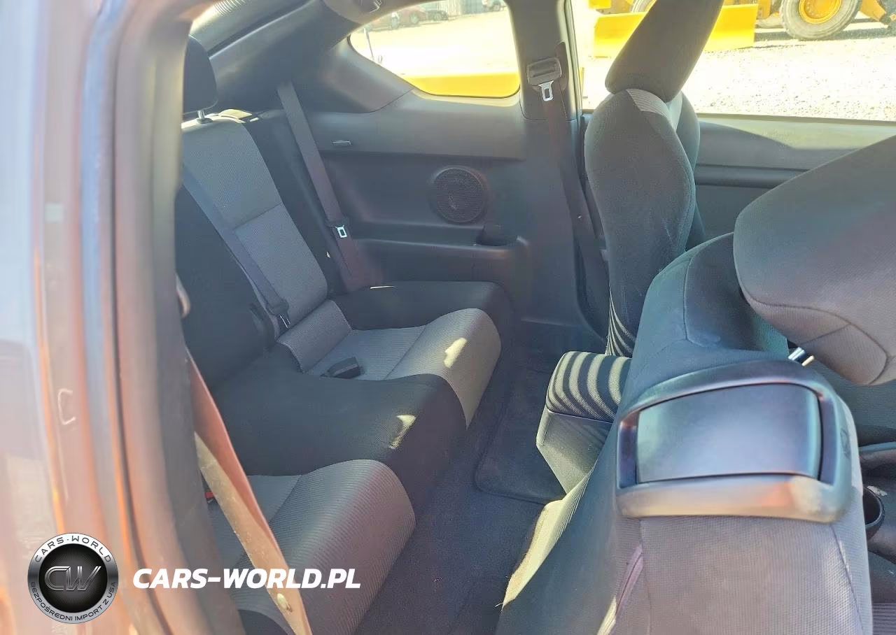 2015 Scion Tc Base VIN:JTKJF5C79FJ013690 - 10