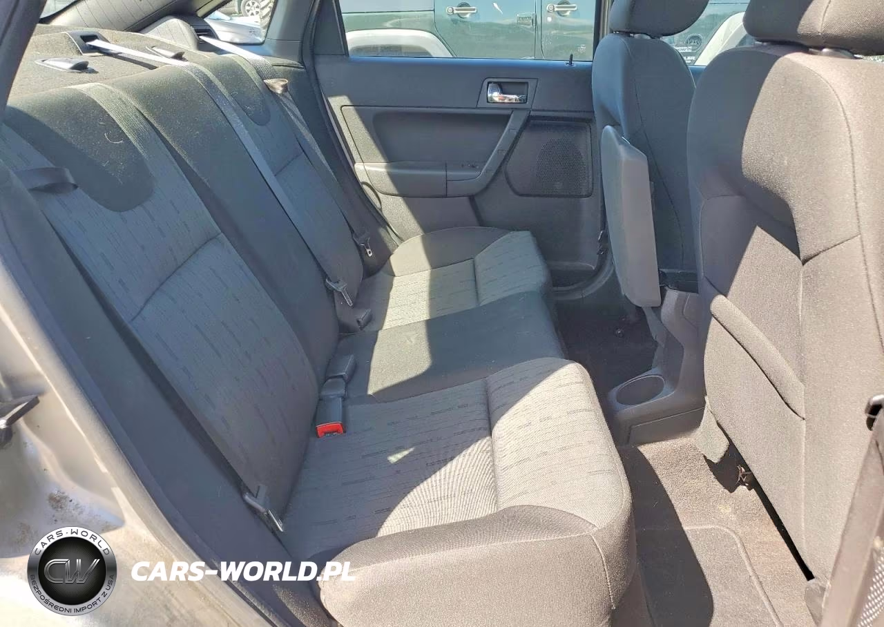 2008 Ford Focus Se VIN:1FAHP35N28W202941 - 10