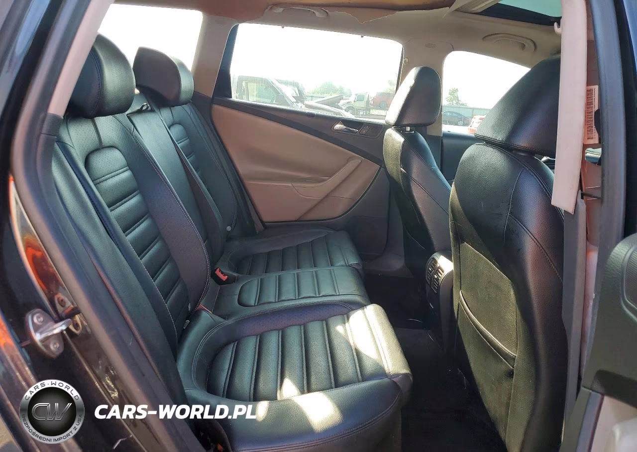 2008 Volkswagen Passat Wagon Lux VIN:WVWTK73C38E196648 - 10