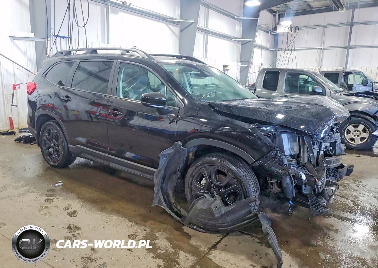 2024 Subaru Ascent Onyx Edition VIN:4S4WMAKD9R3449916 - 4