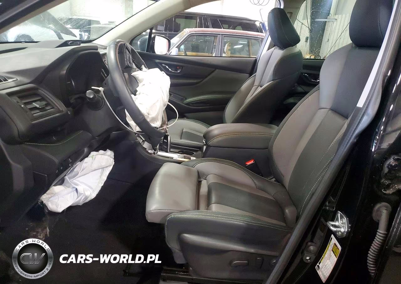2024 Subaru Ascent Onyx Edition VIN:4S4WMAKD9R3449916 - 7