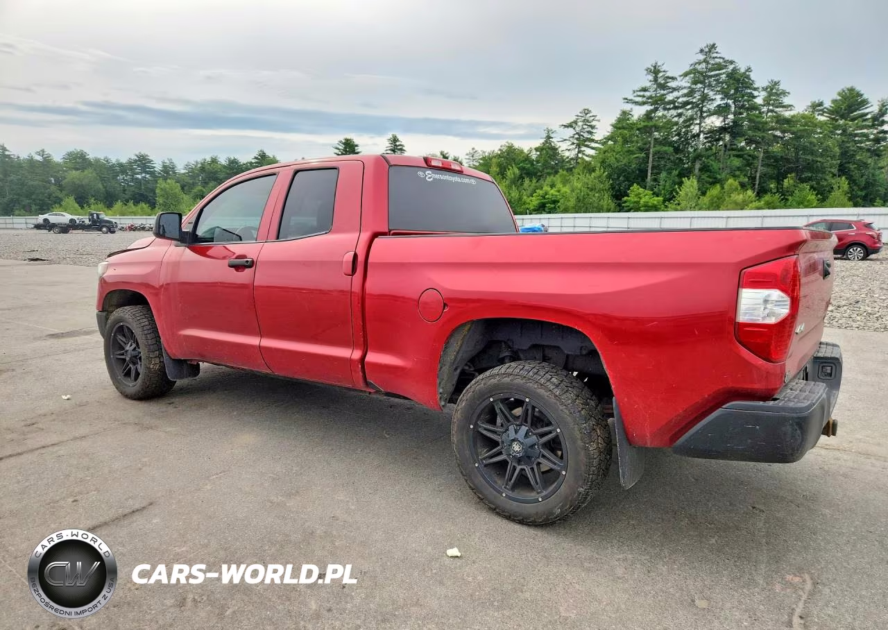 2018 Toyota Tundra Sr VIN:5TFUM5F1XJX079141 - 2