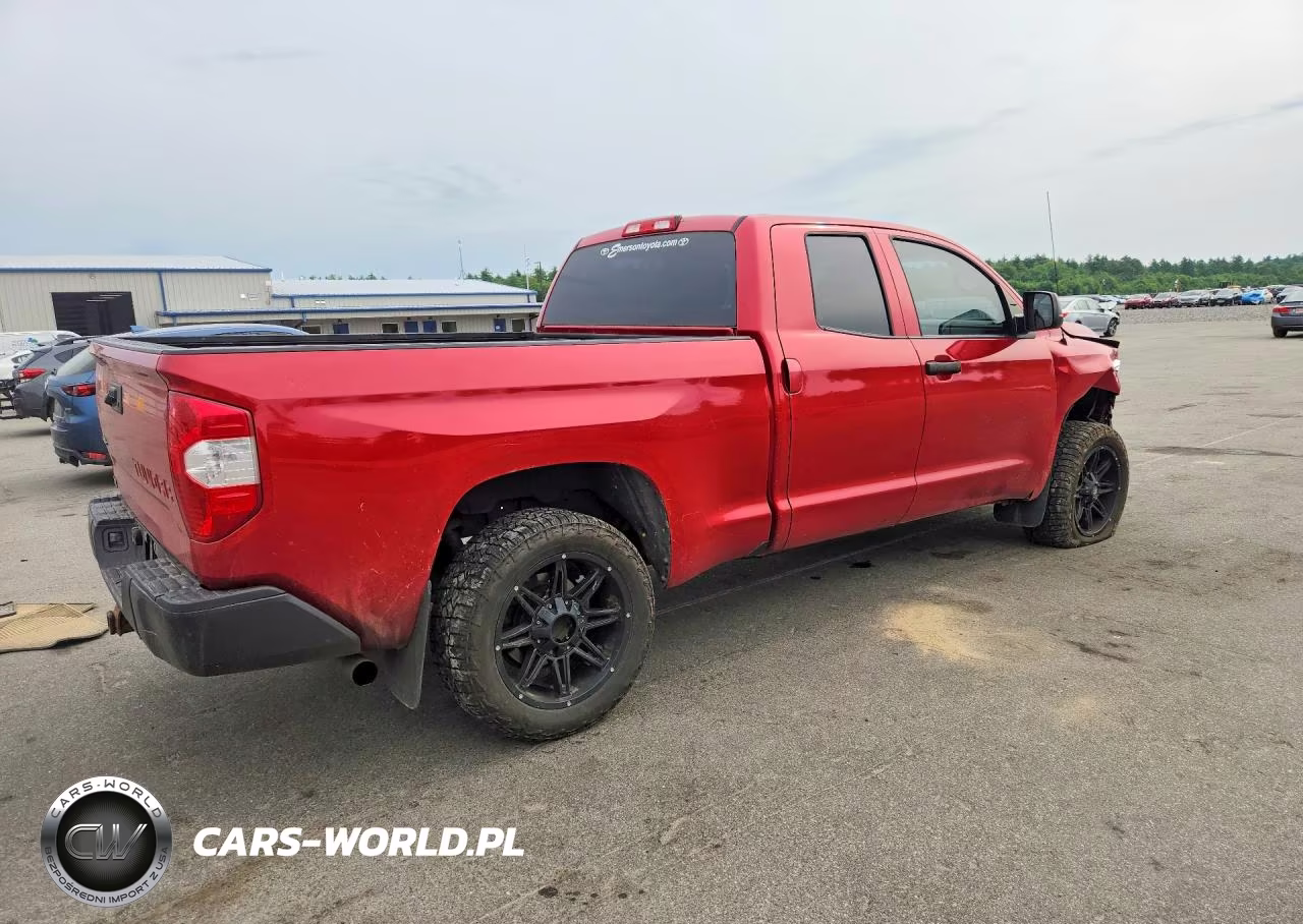2018 Toyota Tundra Sr VIN:5TFUM5F1XJX079141 - 3