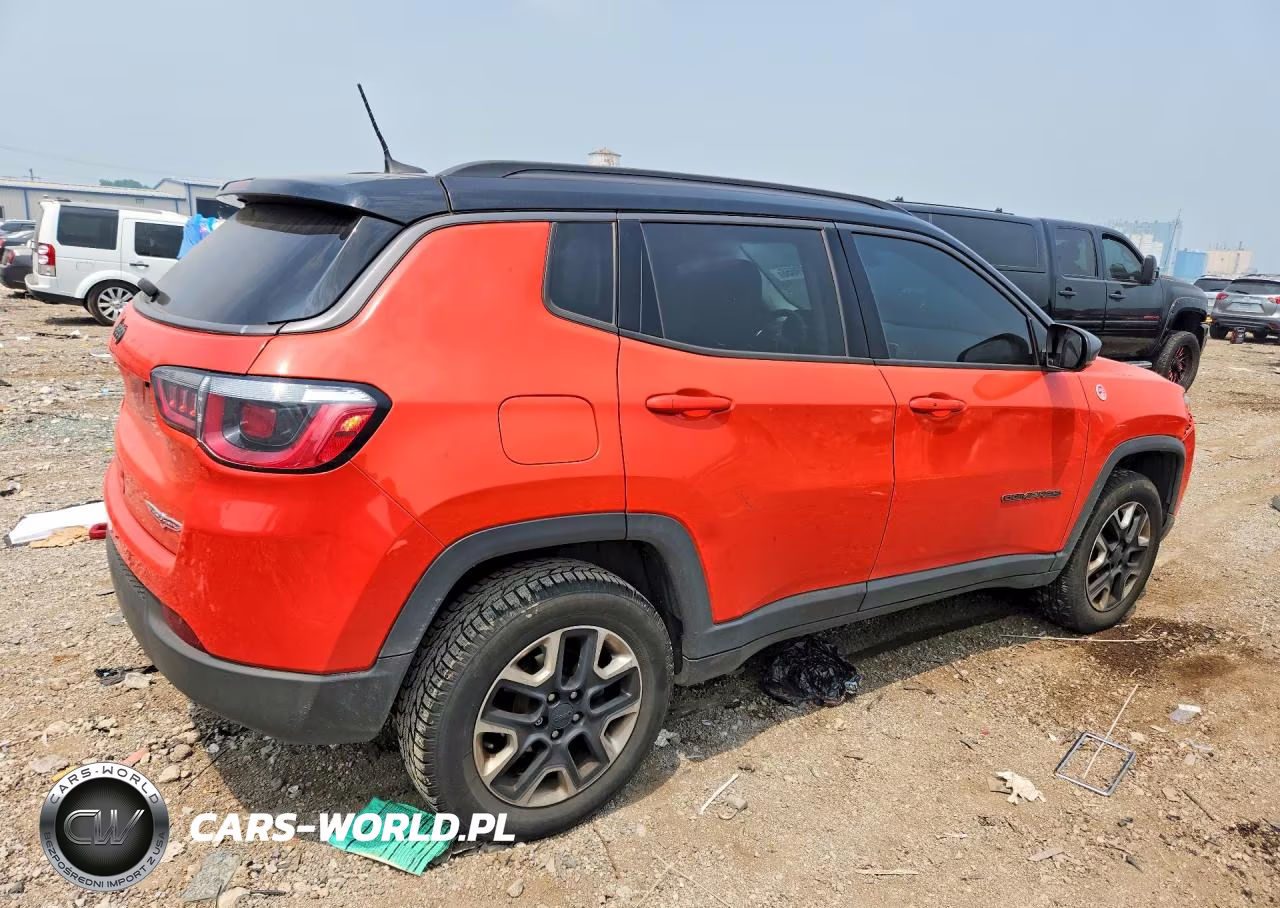 2017 Jeep Compass Trailhawk VIN:3C4NJDDB2HT667060 - 3