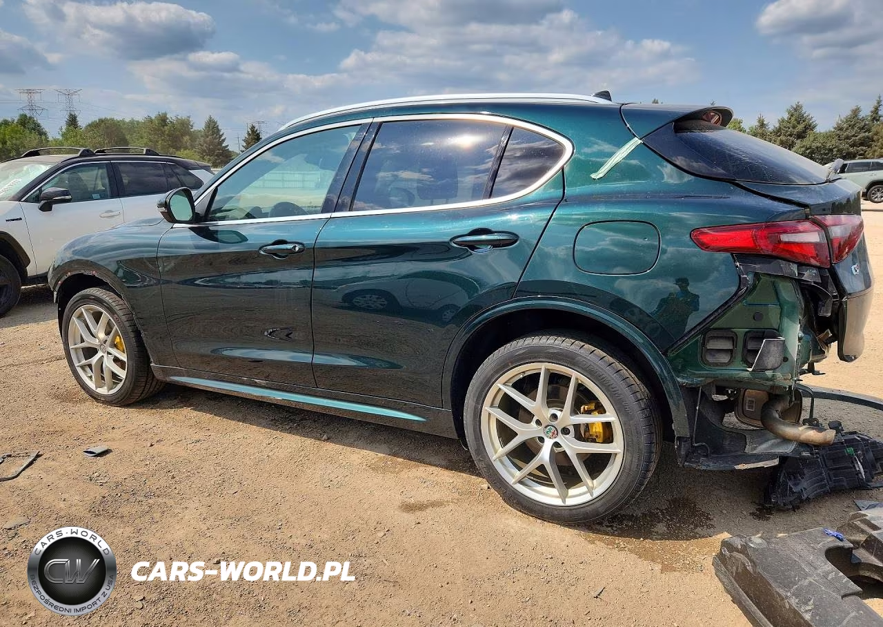 2021 Alfa Romeo Stelvio Ti VIN:ZASPAKBNXM7D00195 - 2