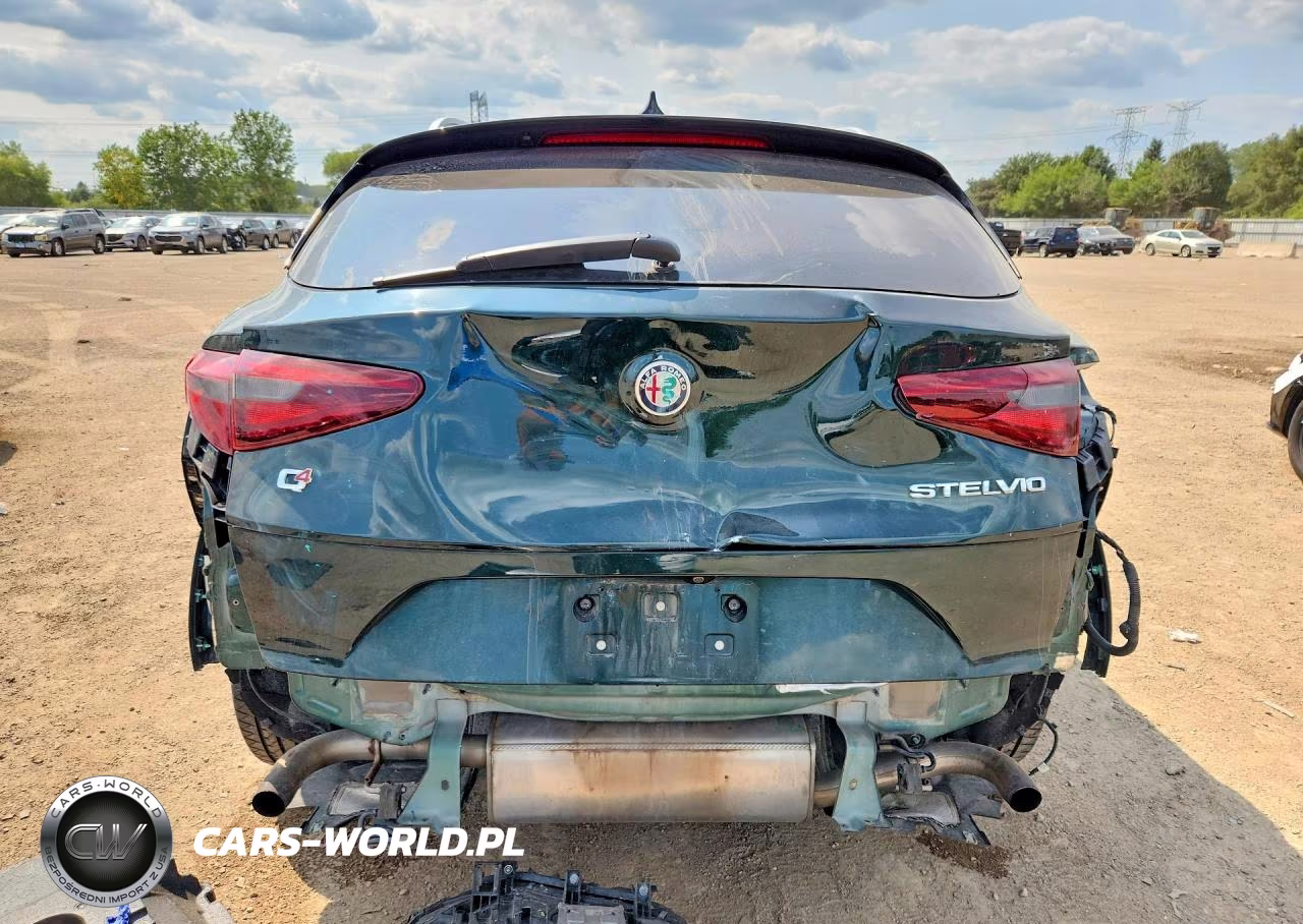 2021 Alfa Romeo Stelvio Ti VIN:ZASPAKBNXM7D00195 - 6