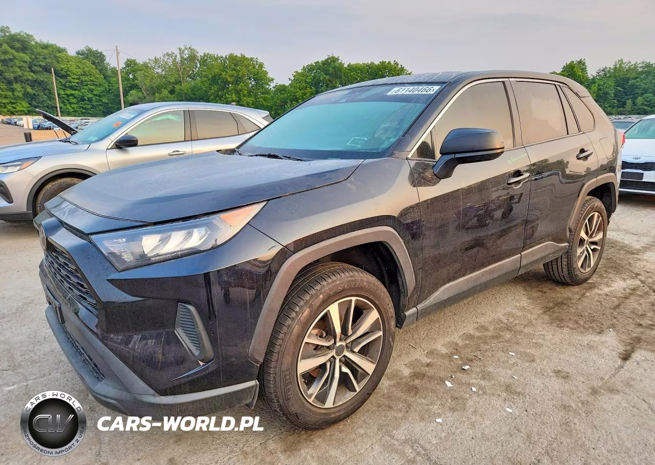 2022 Toyota Rav4 Le – zdjęcie 1 z 13