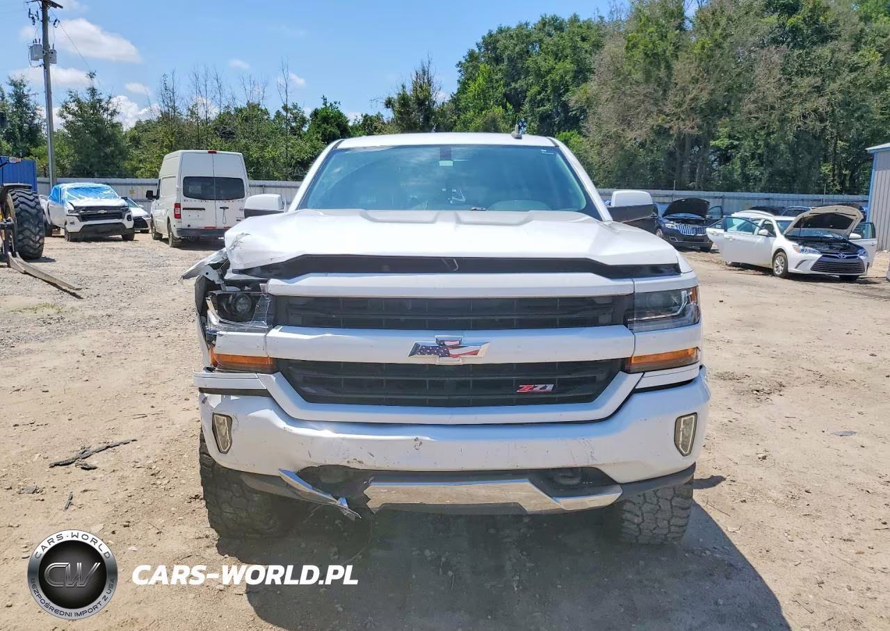 2017 Chevrolet Silverado K1500 Lt VIN:3GCUKREC8HG318409 - 5