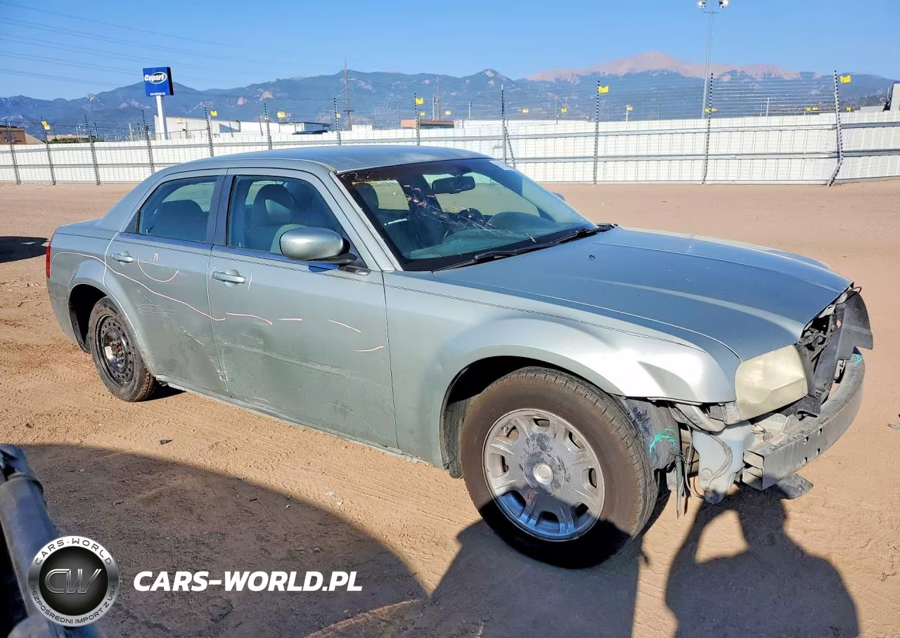 2006 Chrysler 300 Touring VIN:2C3KA53G36H190199 - 4