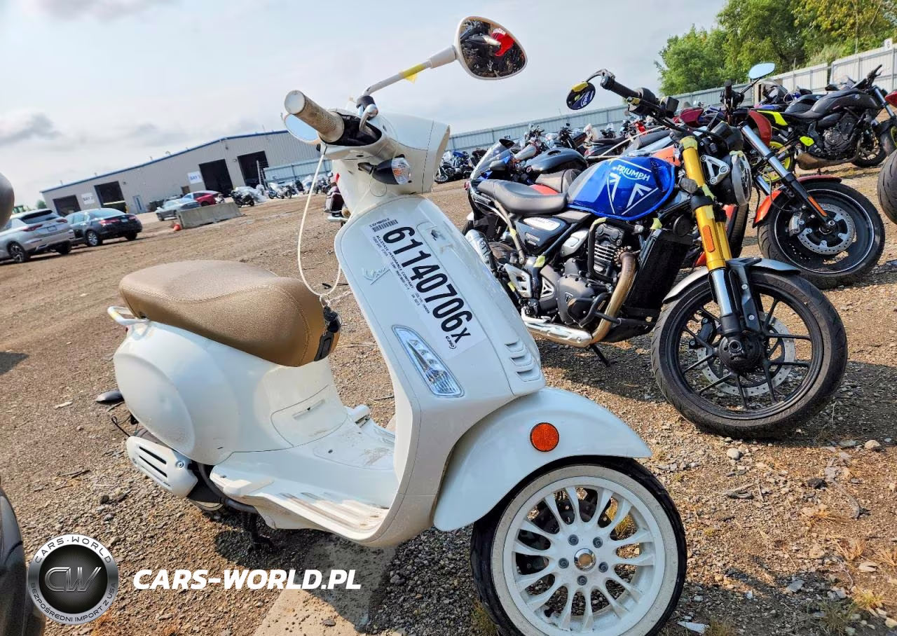 2023 Vespa Primavera-Sprint 150 – zdjęcie 1 z 9