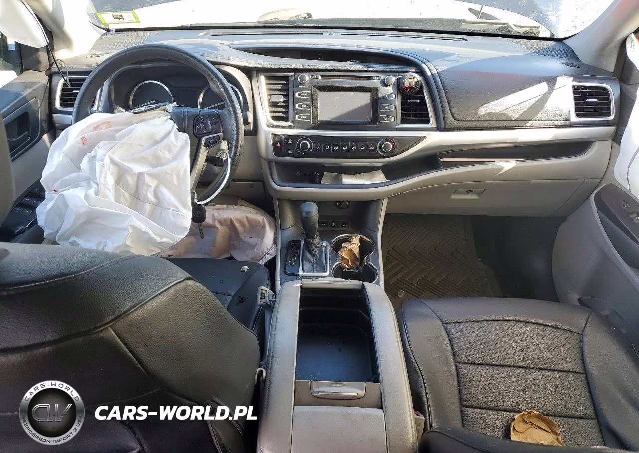 2014 Toyota Highlander Le VIN:5TDBKRFH7ES065422 - 8