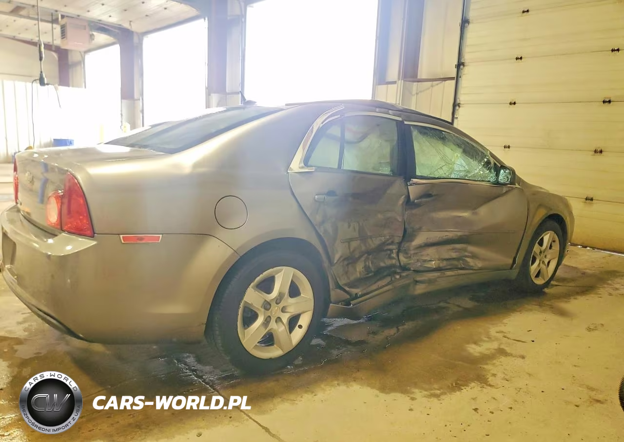 2011 Chevrolet Malibu Ls VIN:1G1ZB5E11BF310537 - 3