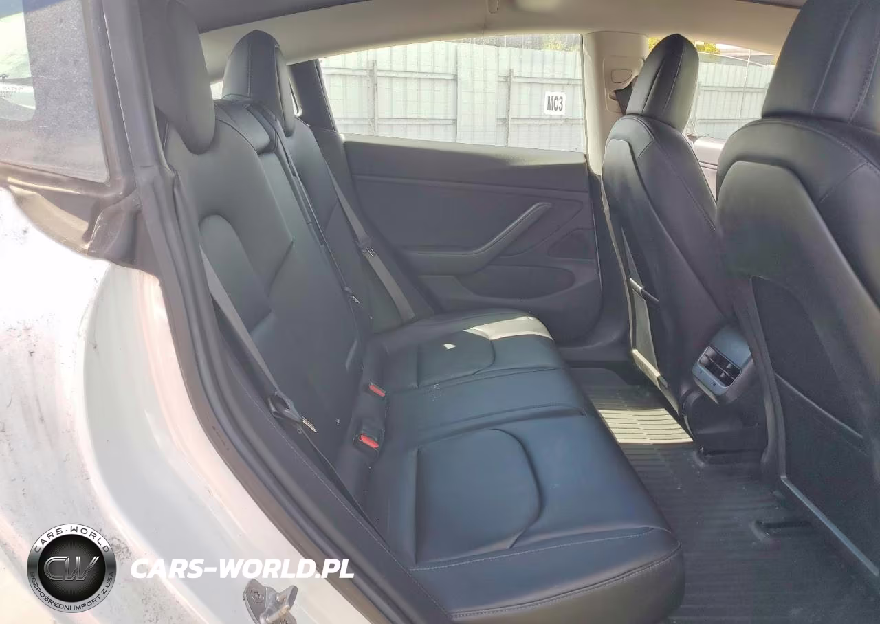 2018 Tesla Model 3 VIN:5YJ3E1EA1JF013218 - 10