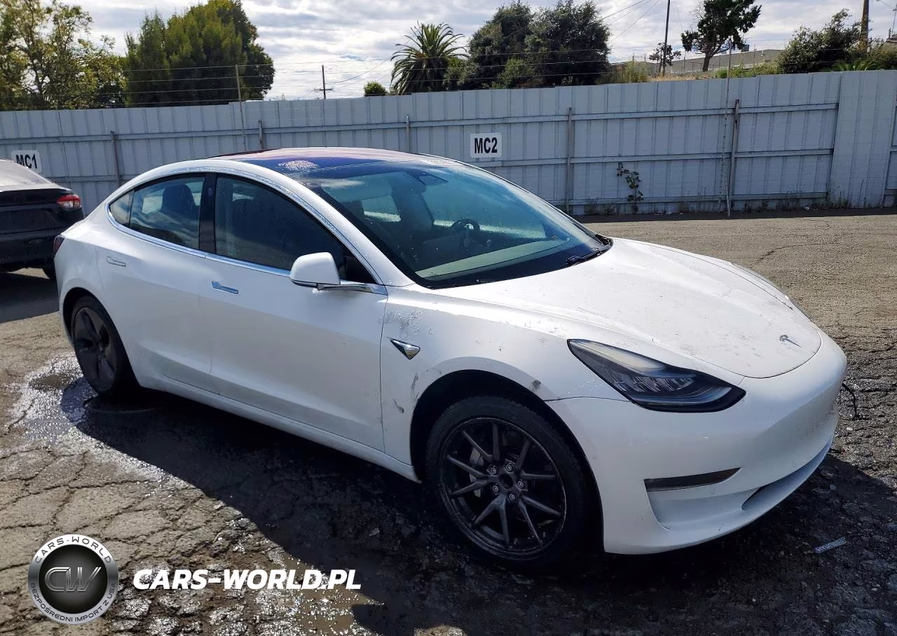 2018 Tesla Model 3 VIN:5YJ3E1EA1JF013218 - 4