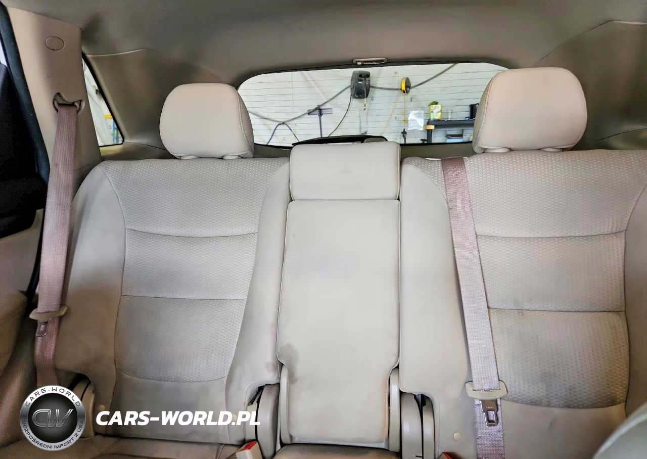 2012 Kia Sorento Lx VIN:5XYKTCA67CG221369 - 10