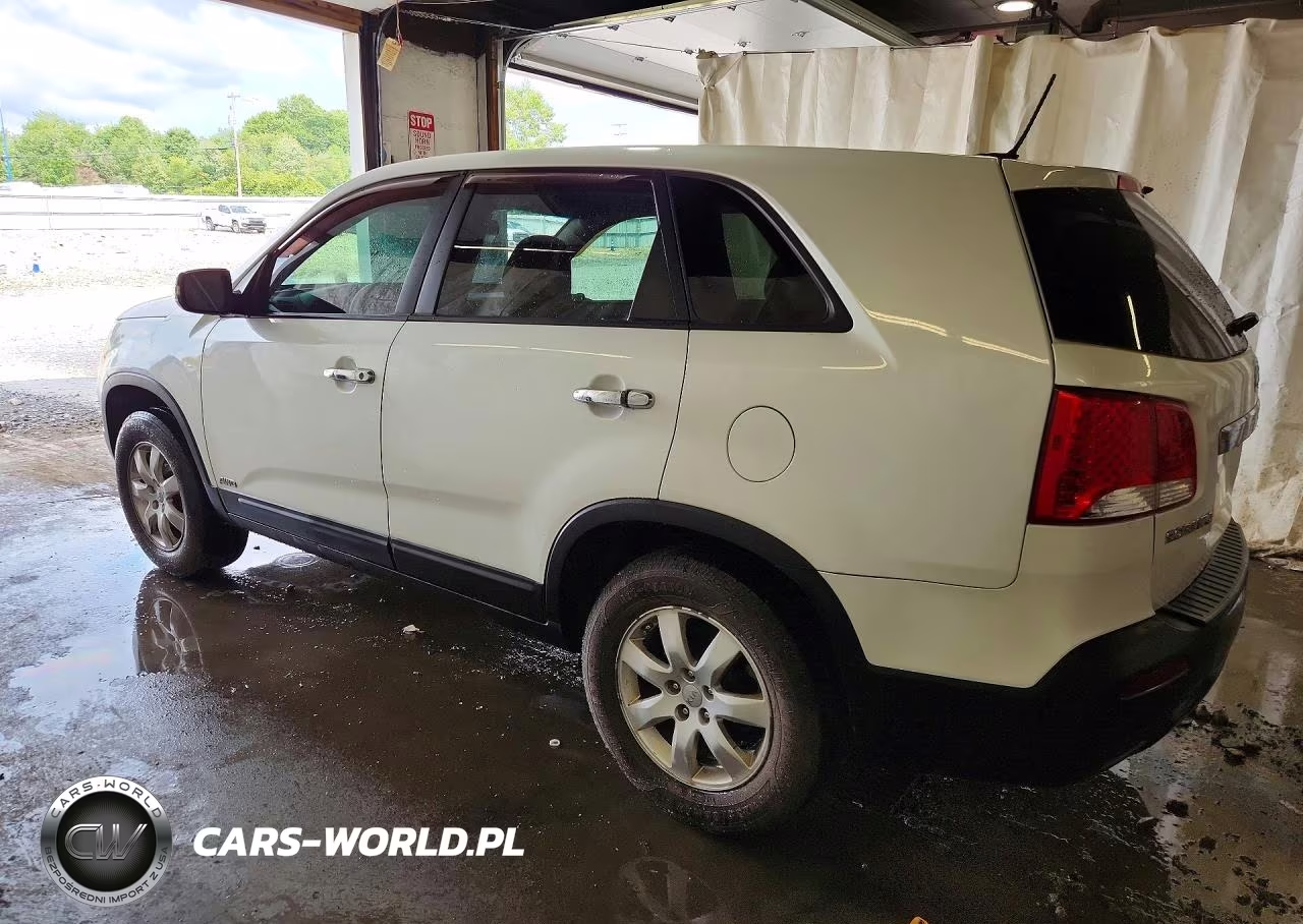 2012 Kia Sorento Lx VIN:5XYKTCA67CG221369 - 2